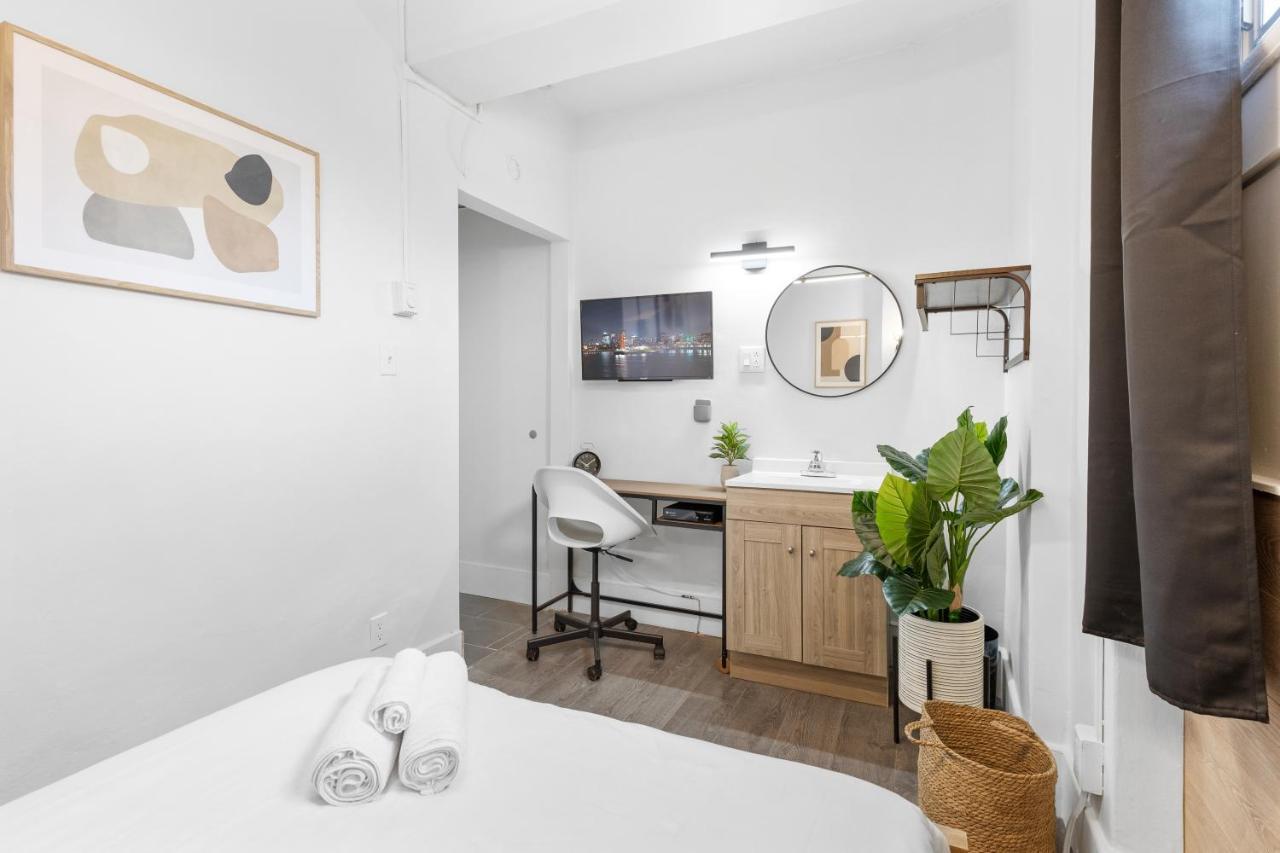 Le Sand & Stone Hotel Montréal Eksteriør bilde